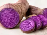 Articole: Ce este ube, cum se folosește și de ce vorbește toată lumea despre acest ingredient violet?