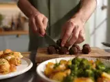 Articole: Meniul zilei, 24 mai: aperitive delicioase, fel principal sănătos și desert decadent