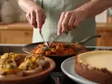Articole: Meniul zilei, 9 iunie: ciuperci umplute, pui în stil marocan și cheesecake cu ciocolată