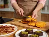 Articole: Meniul zilnic, 22 iulie: aperitive crocante, chifteluțe suculente și inimi de ciocolată