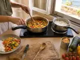 Articole: 7 rețete simple pentru cină în vacanță, pe care le poți prepara aproape fără ustensile de bucătărie sau instrumente de gătit