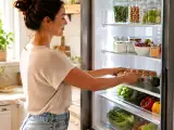 Articole: Frigider sau cămară? De ce ouăle se găsesc în afara frigiderului la supermarket, dar trebuie păstrate la frigider acasă, mai ales vara