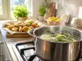 Articole: Trucul bunicii împotriva mirosului de prăjit: cum să salvezi imediat bucătăria, canapeaua și întreaga casă