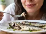 Articole: Ce se întâmplă cu corpul tău când începi să mănânci sardine de două ori pe săptămână