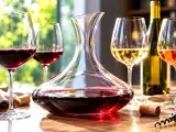 Articole: Decantarea vinului: când trebuie făcută și de ce nu se aplică doar vinurilor roșii vechi