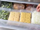 Articole: Vrei să gătești mai repede în timpul săptămânii? Congelează chiar acum aceste 4 ingrediente care intensifică gustul