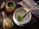 Articole: Matcha latte iese prea amar sau cu cocoloașe? Așa îl faci cremos acasă, fără echipament special