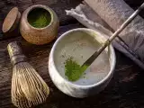Articole: Matcha latte iese prea amar sau cu cocoloașe? Așa îl faci cremos acasă, fără echipament special