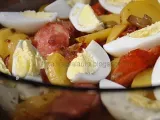 Rețetă Salata de cartofi cu carnati