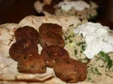 Rețetă Falafel cu cuscus si sos de iaurt