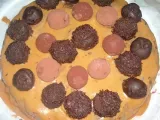 Rețetă Tort amandina cu trufe de ciocolata si fructe de padure