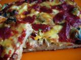 Rețetă Pizza cu blat de paine