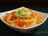 Rețetă Salata de fennel cu sos picant de avocado (raw vegan)