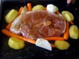 Rețetă Jambon de porc la cuptor cu piure de legume