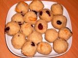 Rețetă Rava ladoo (dulciuri indiene din gris)