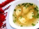 Rețetă Supă de casă cu găluşte pufoase (reteta video)
