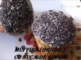 Rețetă Briose cu nuca de cocos si ciocolata (reteta video)