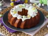 Rețetă Bundt cake de paște cu lamâie și ciocolată albă