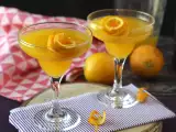 Agua de valencia, cocktailul mediteranean cu cava și portocale pe care îl puteți prepara acasă.