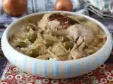 Yassa de pui senegalez: rețeta tradițională ușoară și gustoasă
