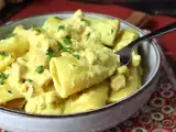 Rețetă Paccheri cremoși cu somon, mentă și șofran