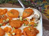 Rețetă Tiramisu cu caise coapte: desertul fructat și cremos, perfect pentru vară