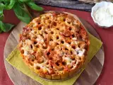 Rețetă Timballo de rigatoni la cuptor cu cârnați, sos bechamel și mozzarella