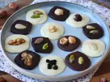 Rețetă Medalioane de ciocolată cu fructe uscate: ușor de făcut, fără forme