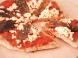 Rețetă Pizza rapida cu bacon de vinete si tofu afumat