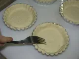Rețetă Mini-tarte pufoase cu dovleac si branza feta