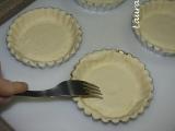 Rețetă Mini-tarte pufoase cu dovleac si branza feta