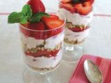 Rețetă Parfait de capsuni (strawberry parfait)