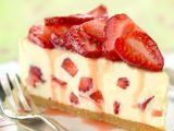 Rețetă Cheesecake cu branza de vaci si capsuni