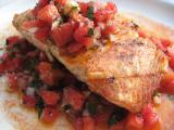 Rețetă Somon pe gratar cu salata de rosii/ grilled salmon with tomato salsa