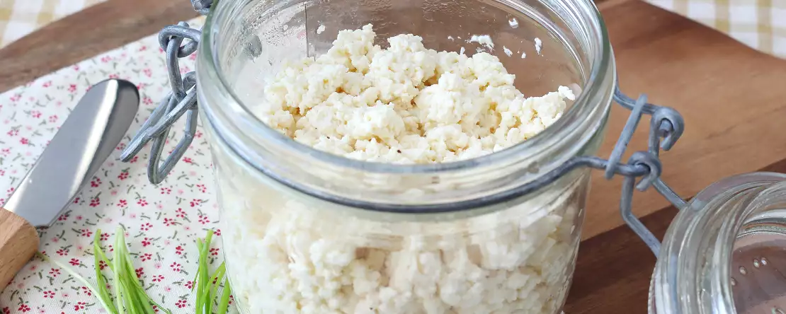 Brânză de casă cu doar două ingrediente!
