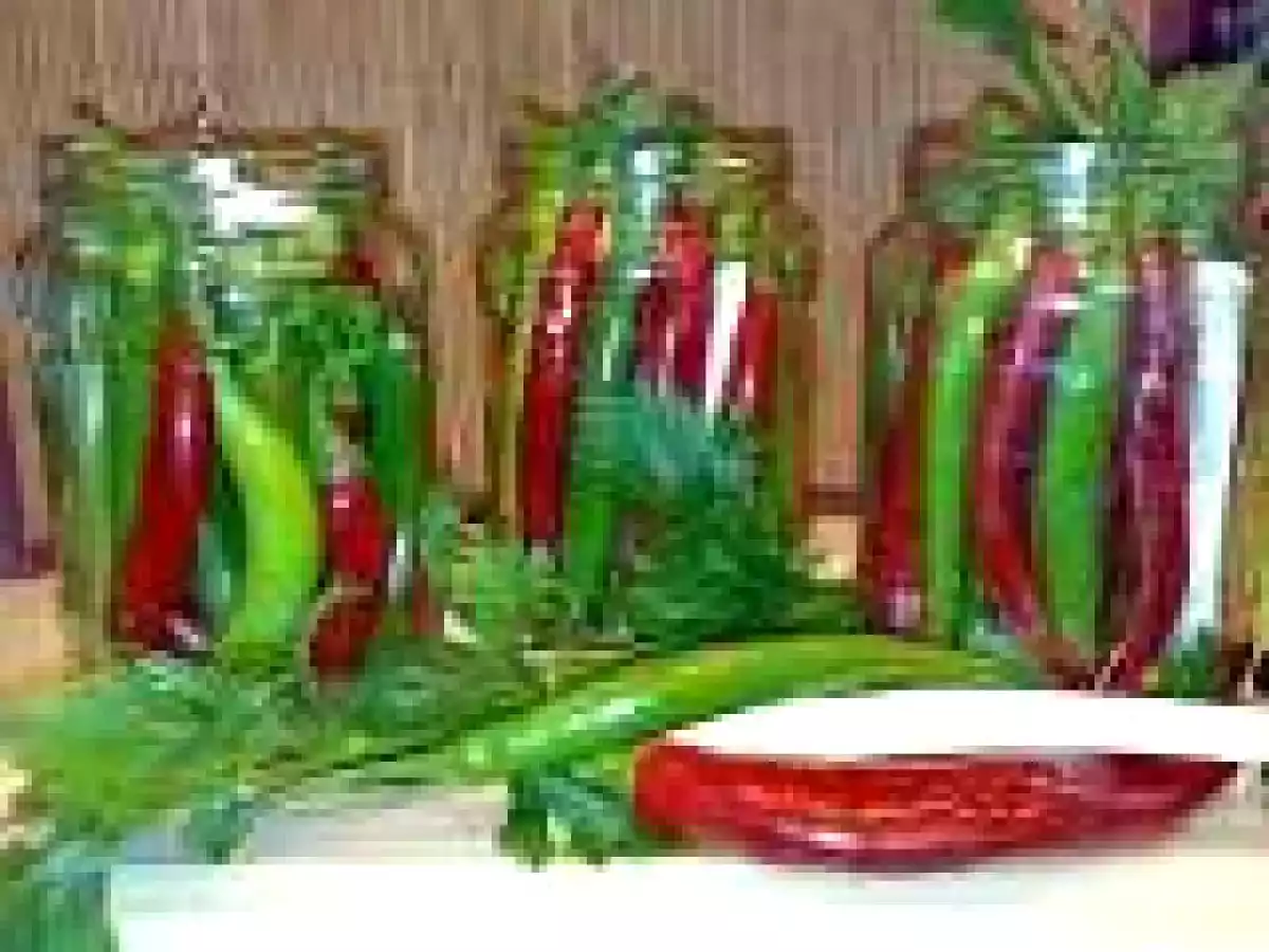 Ardei iuti in saramura