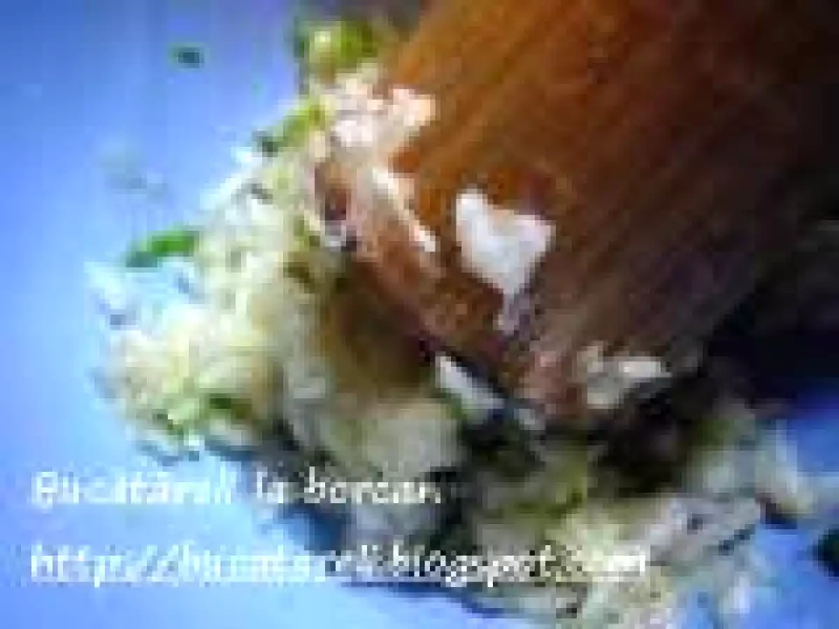 Sos de usturoi cu hrean. Adic? un mujdei...