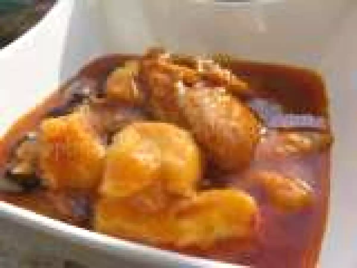 Papricas cu pui, masline si galusti ? fata adevarata a retetei