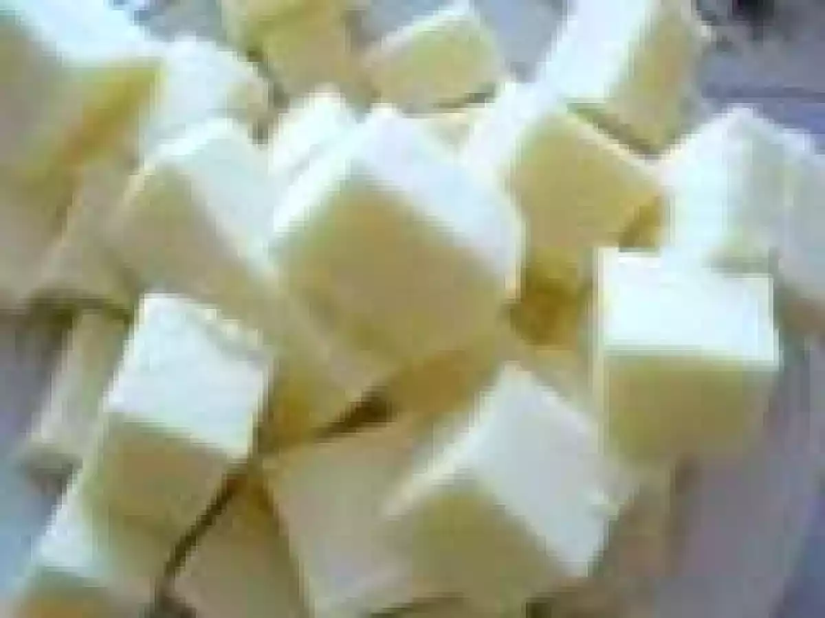 Cubulete de cascaval pane