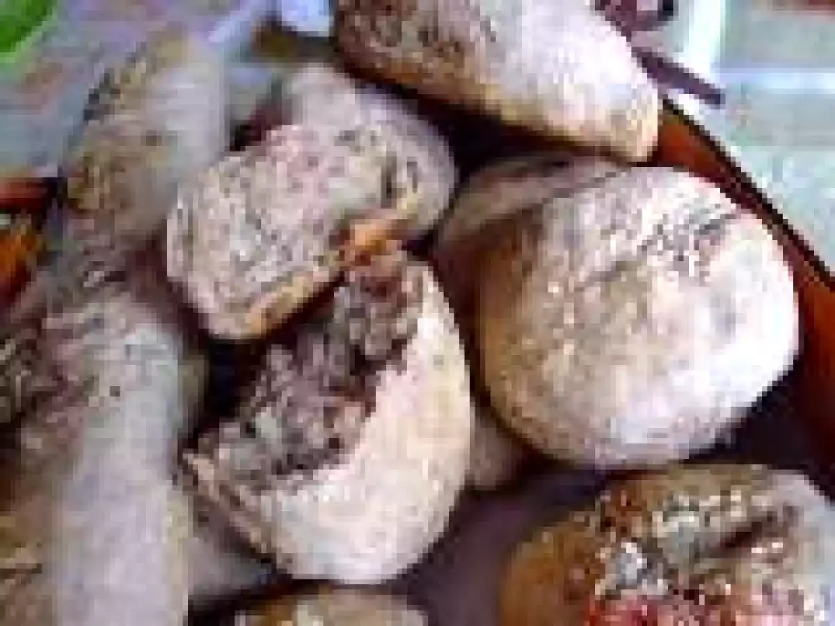 PAINE DE CASA - SPECIALITATI DIN FAINA NEAGRA