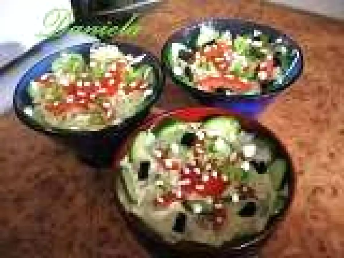 SALATA DE CASCAVAL CU OUA SI USTUROI