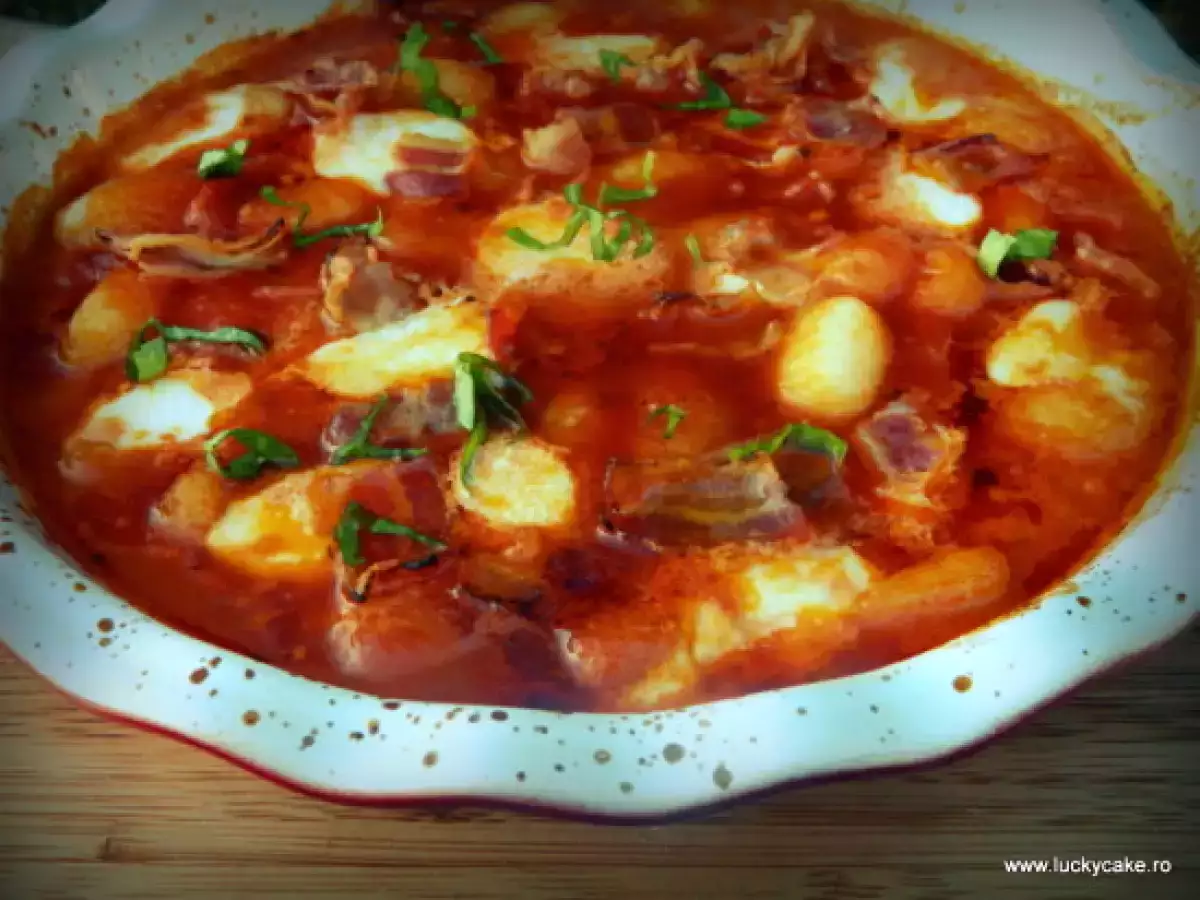 Rețetă Gnocchi la cuptor cu sos de roșii