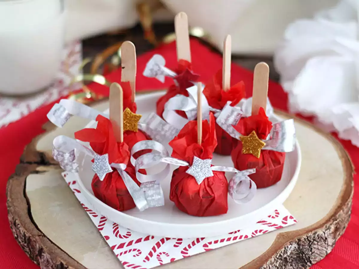 Rețetă Acadele pentru ciocolata calda: ciocolata neagra + marshmallow