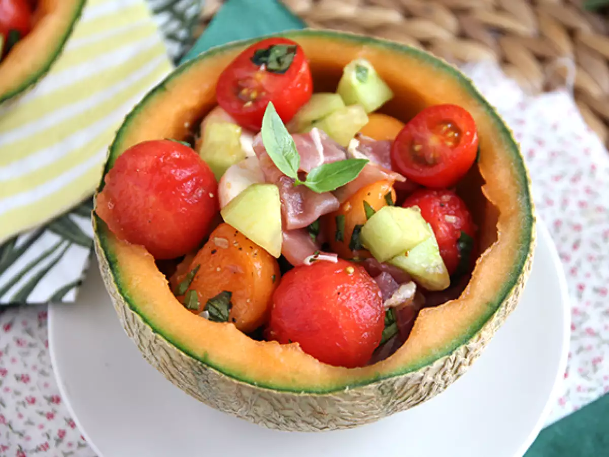 Rețetă Salata de pepene in pepene