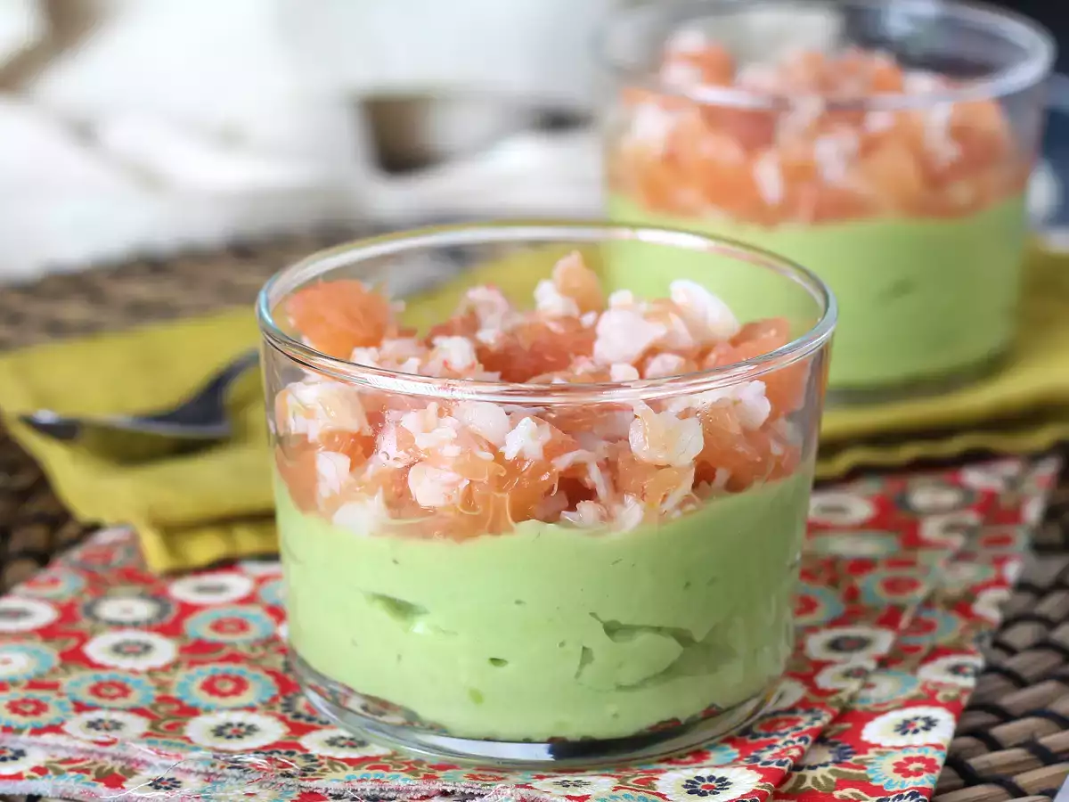 Rețetă Verrine super proaspete cu avocado, creveți, grapefruit!
