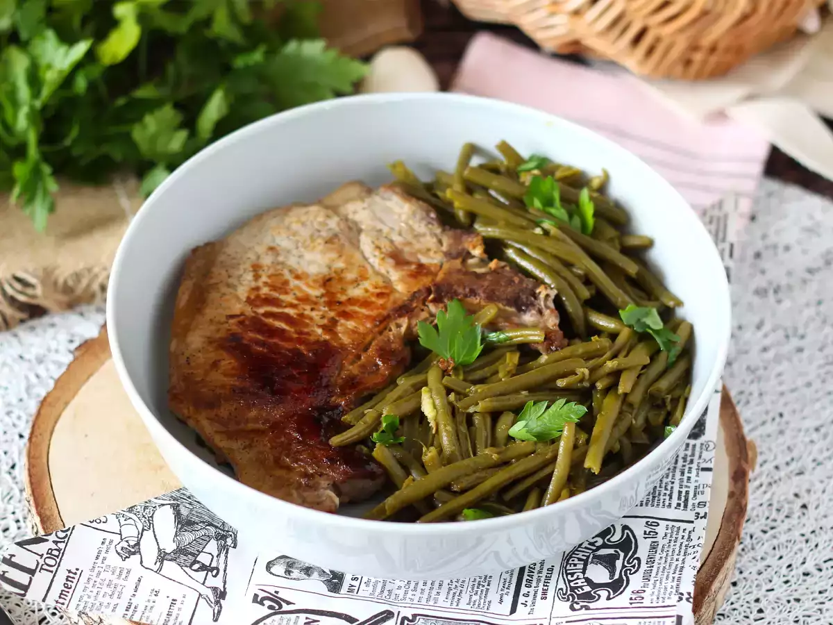 Rețetă Cum să gătești un cotlet de porc în tigaie?