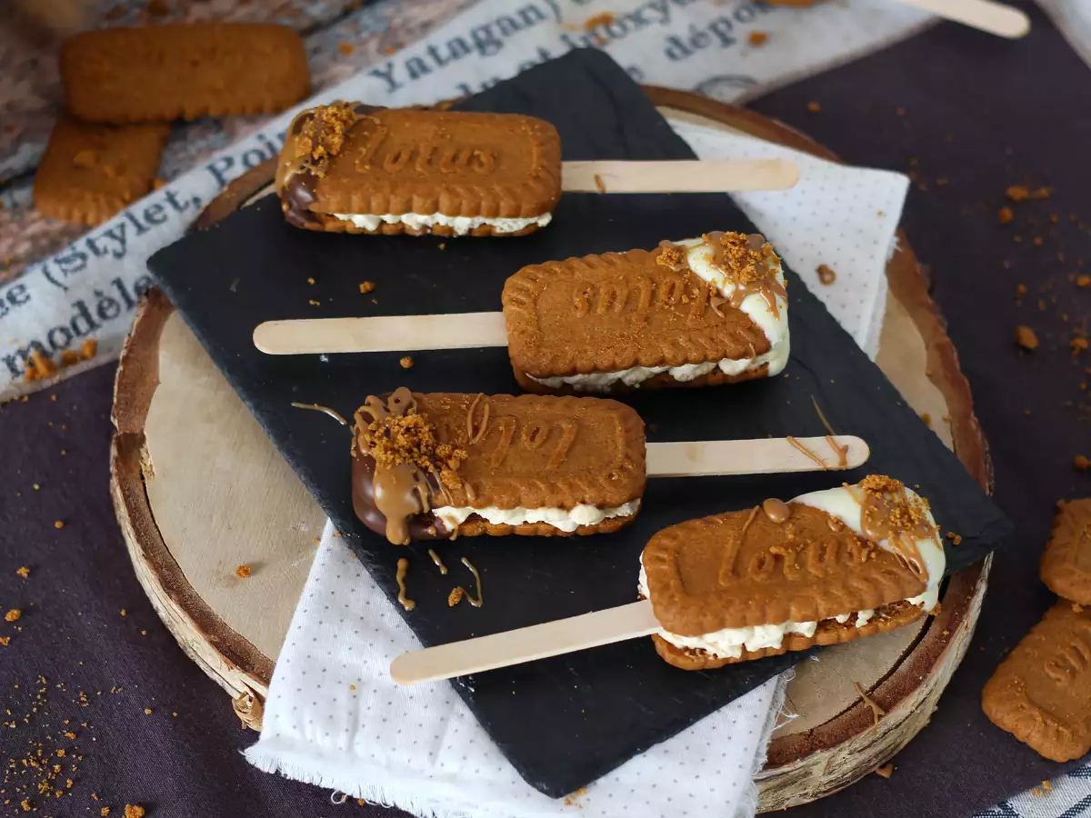 Rețetă Sandvișuri cu înghețată si biscuiți speculoos
