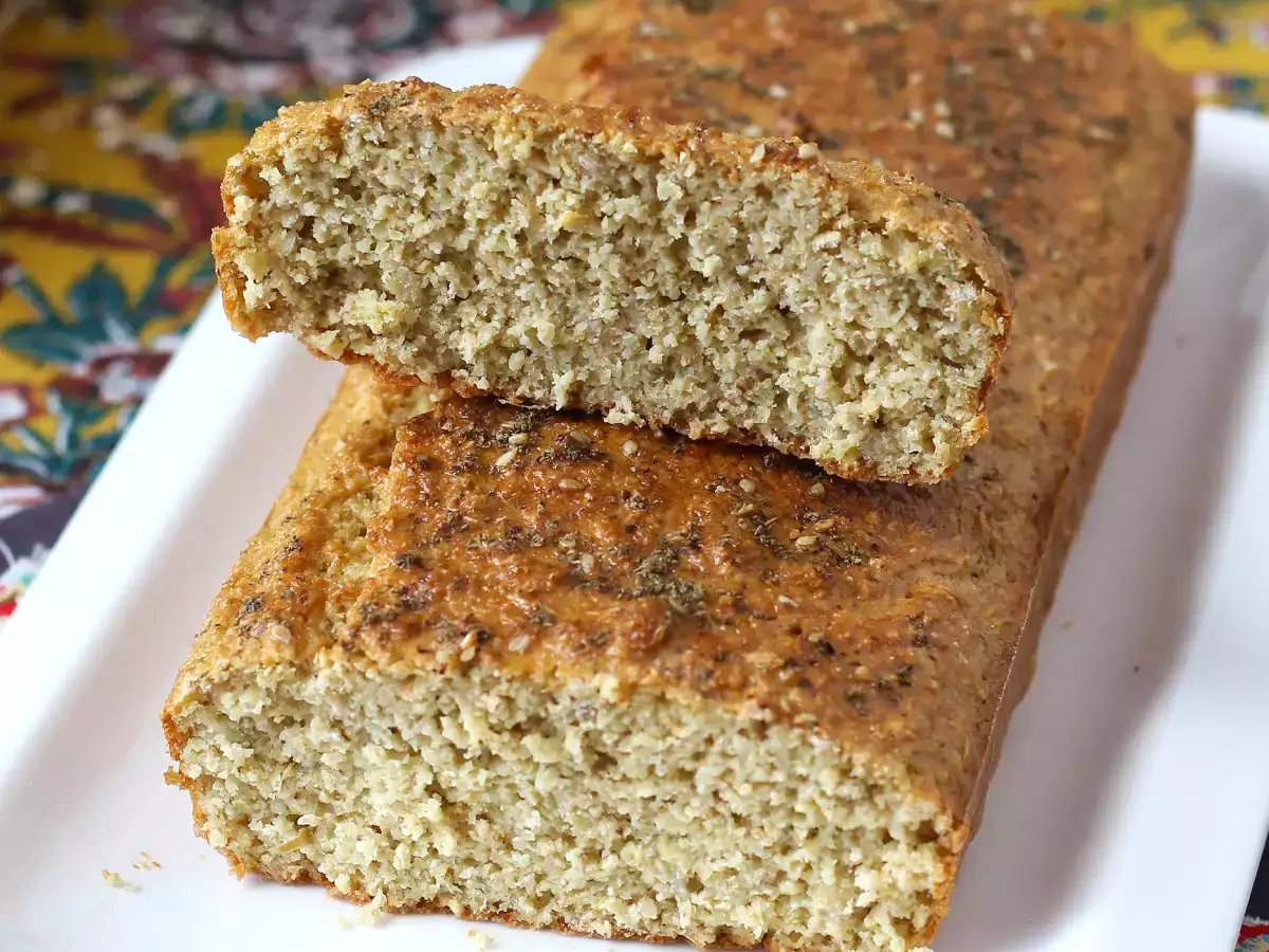 Rețetă Pâine fără gluten din fulgi de ovăz, iaurt și ouă: o rețetă plină de proteine!