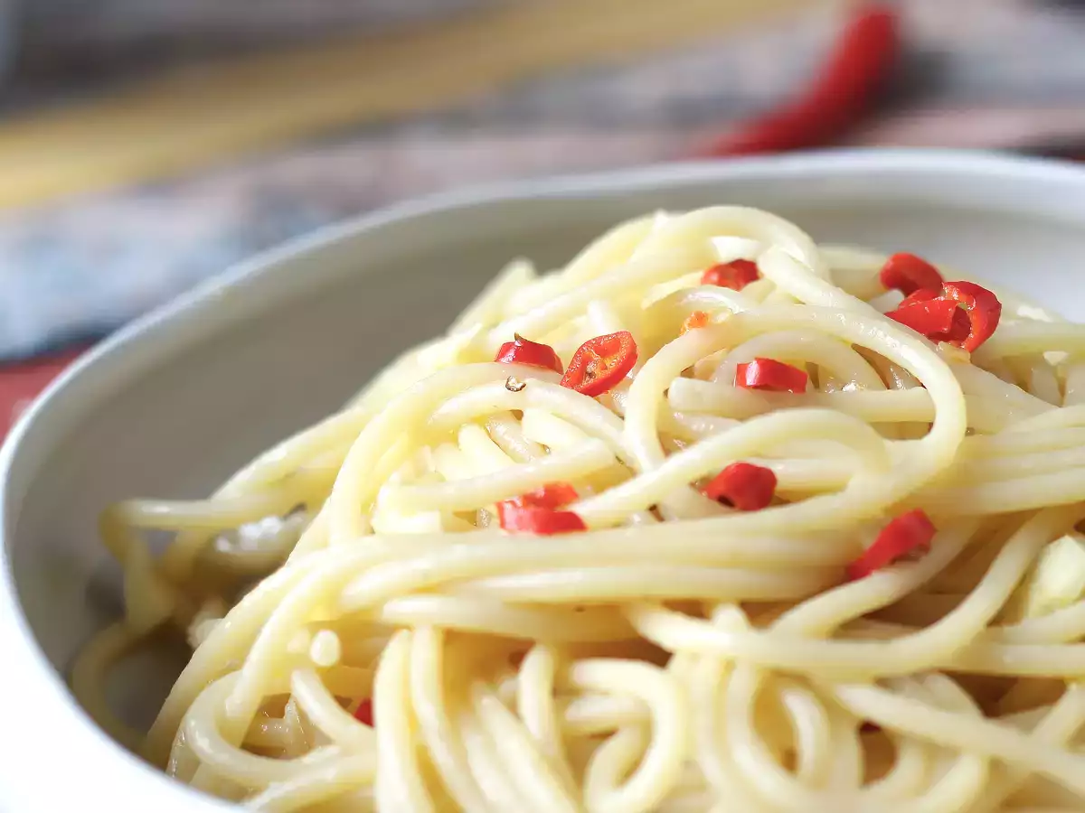 Rețetă Spaghetti aglio, olio e peperoncino: mâncarea de ultim moment a tradiției italiene