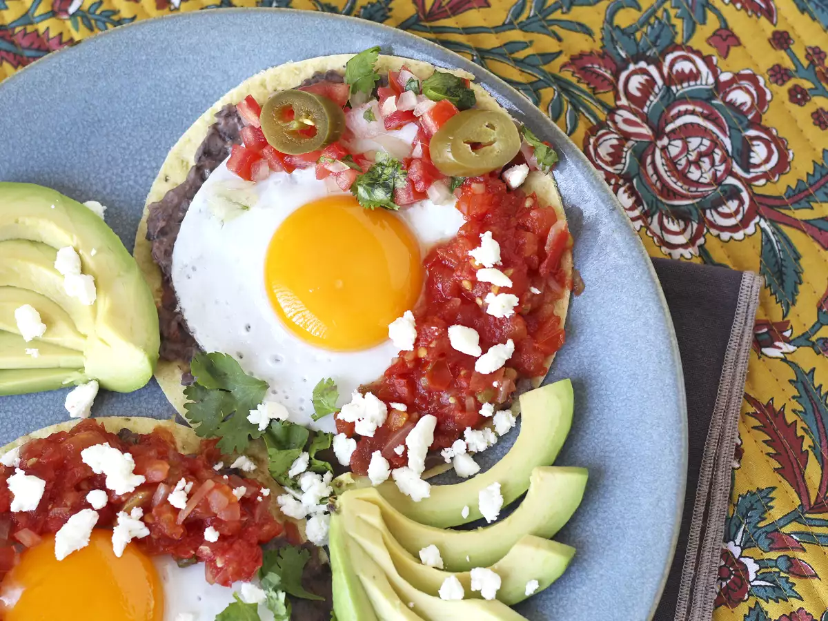 Rețetă Huevos rancheros: rețeta mexicană iconică și gustoasă